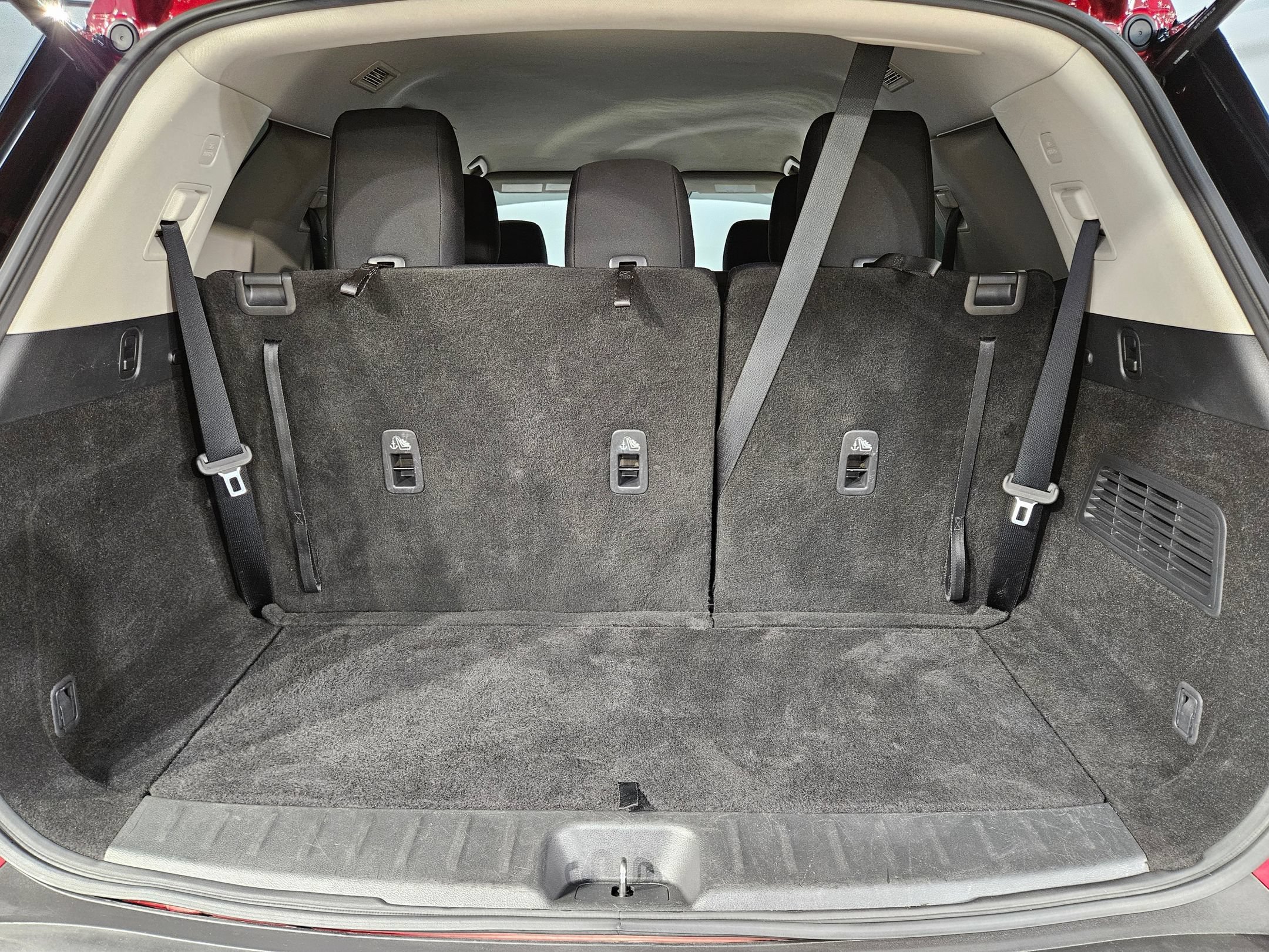Used 2023 Nissan Pathfinder SV AWD/4WD image 18