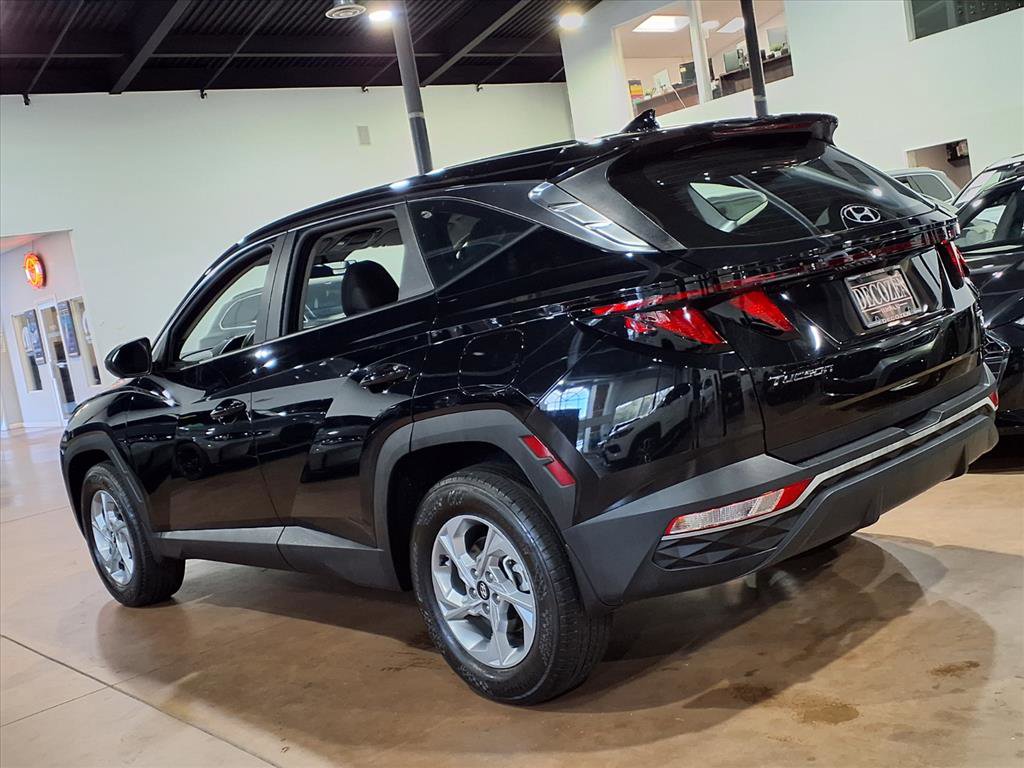 Used 2023 Hyundai Tucson SE image 4