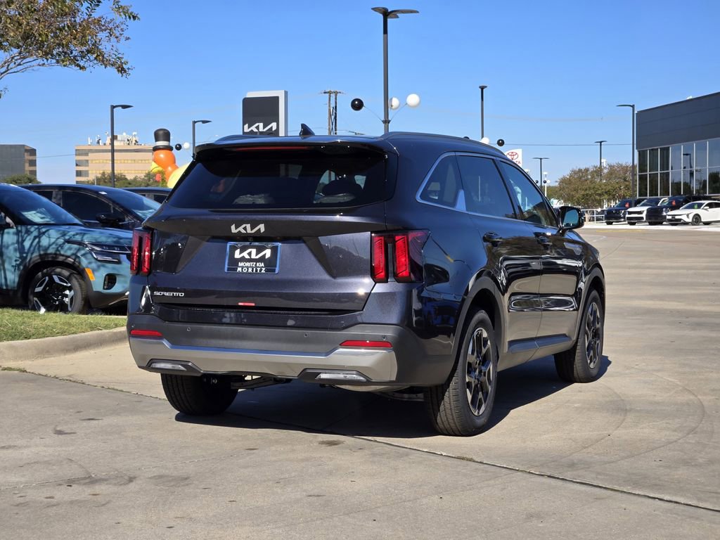 New 2026 Kia Sorento S w/ S Panoramic Sunroof Package image 4