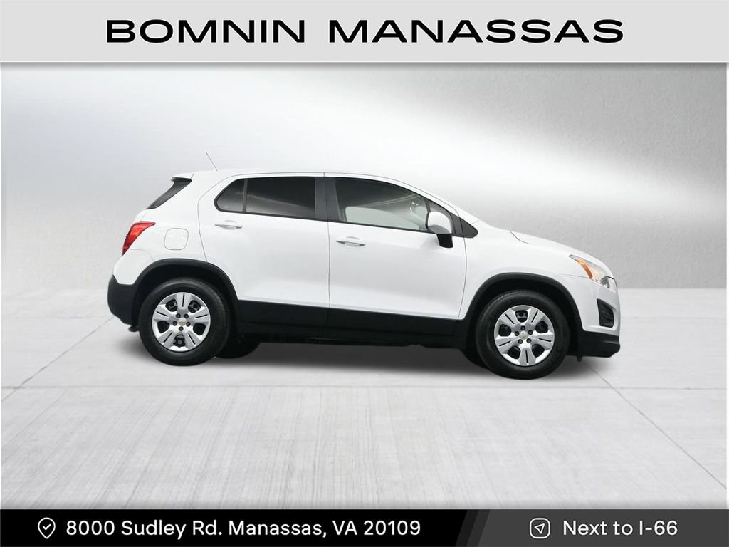 Used 2016 Chevrolet Trax LS image 32
