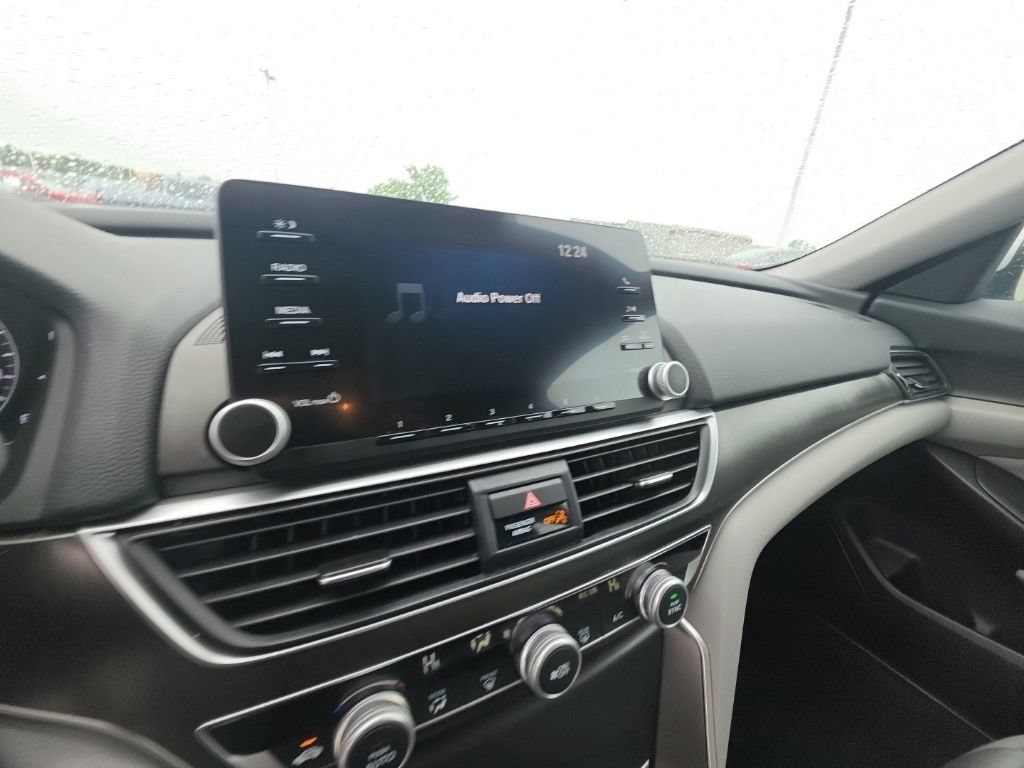 Used 2019 Honda Accord LX image 17