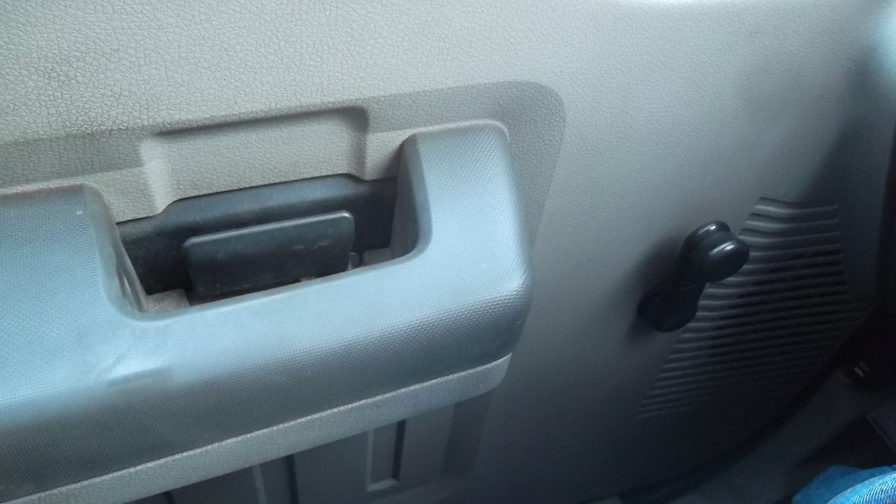 Used 2010 Ford F550 2WD Regular Cab Super Duty image 20