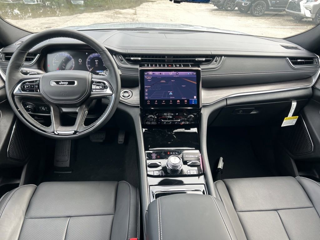 New 2025 Jeep Grand Cherokee Overland w/ Adv Protech Group III image 34