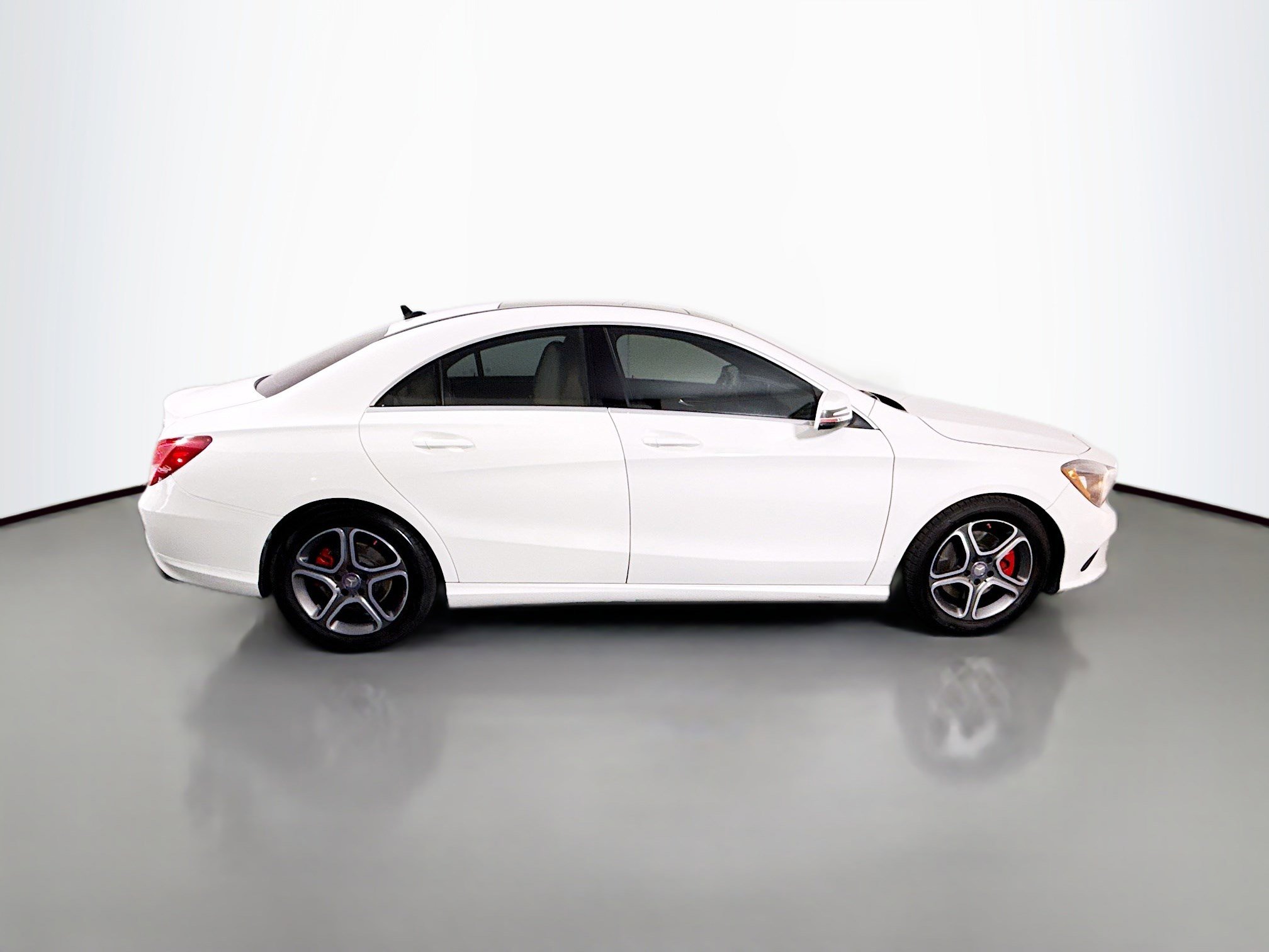 Used 2017 Mercedes-Benz CLA 250 image 11