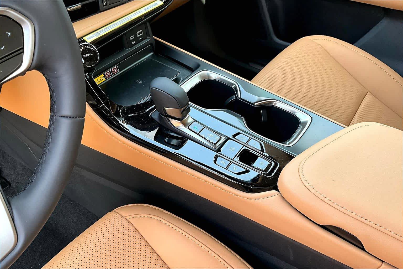 Used 2026 Lexus NX 350 AWD w/ Accessory Package (2T) image 17
