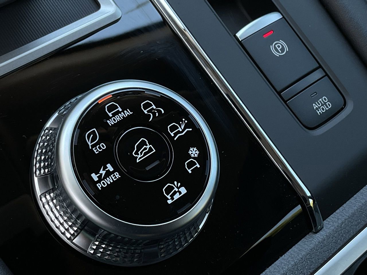 New 2026 Nissan Rogue SL image 36