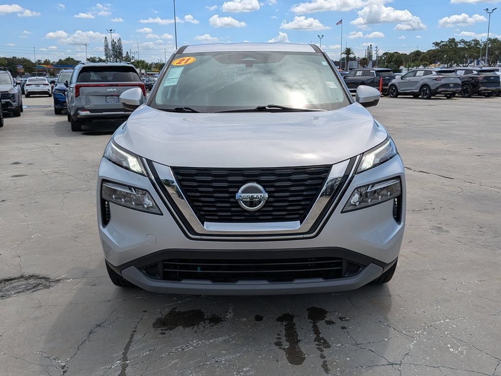 Used 2021 Nissan Rogue SV FWD image 3