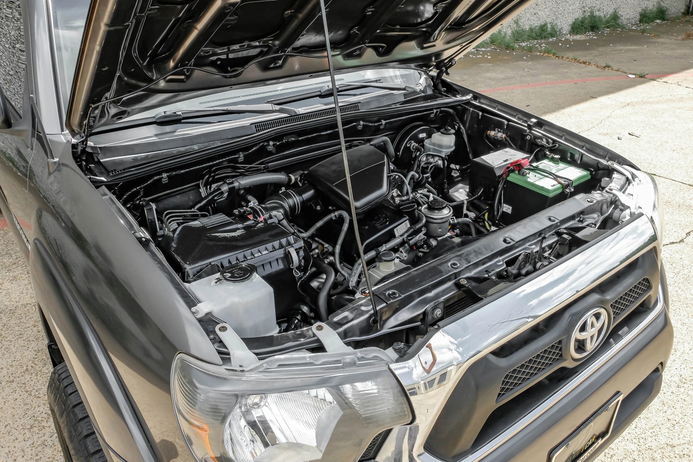 Used 2012 Toyota Tacoma PreRunner w/ SR5 Pkg RWD image 31