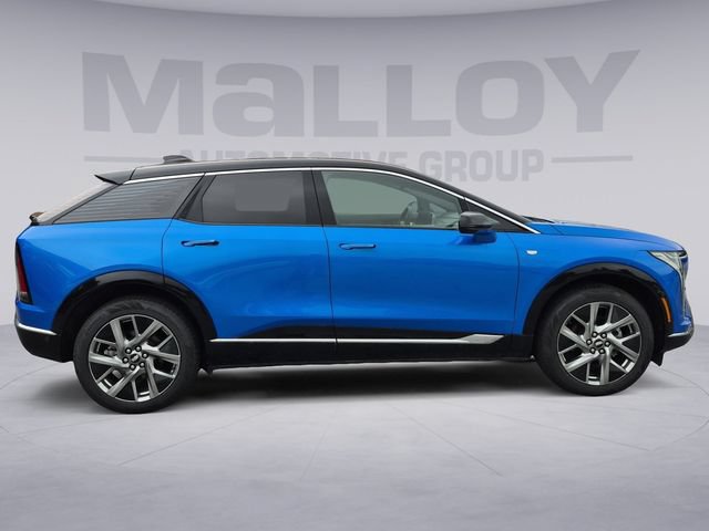 Used 2025 Cadillac Optiq Luxury 1 AWD/4WD image 6