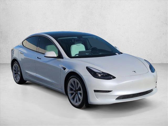 Used 2021 Tesla Model 3 Standard Range Plus video 3