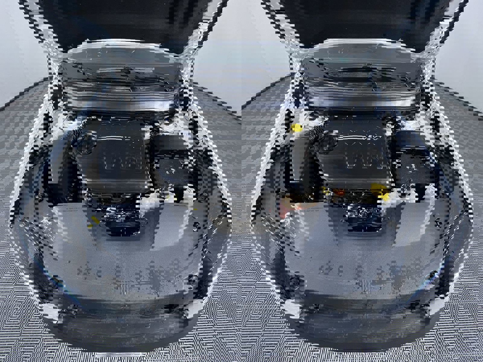 Used 2019 Jeep Cherokee Trailhawk image 28