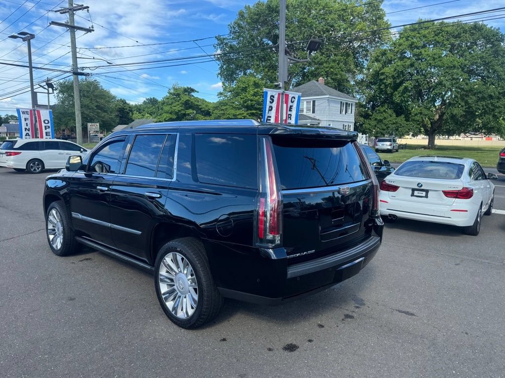 Used 2018 Cadillac Escalade Platinum AWD/4WD image 9