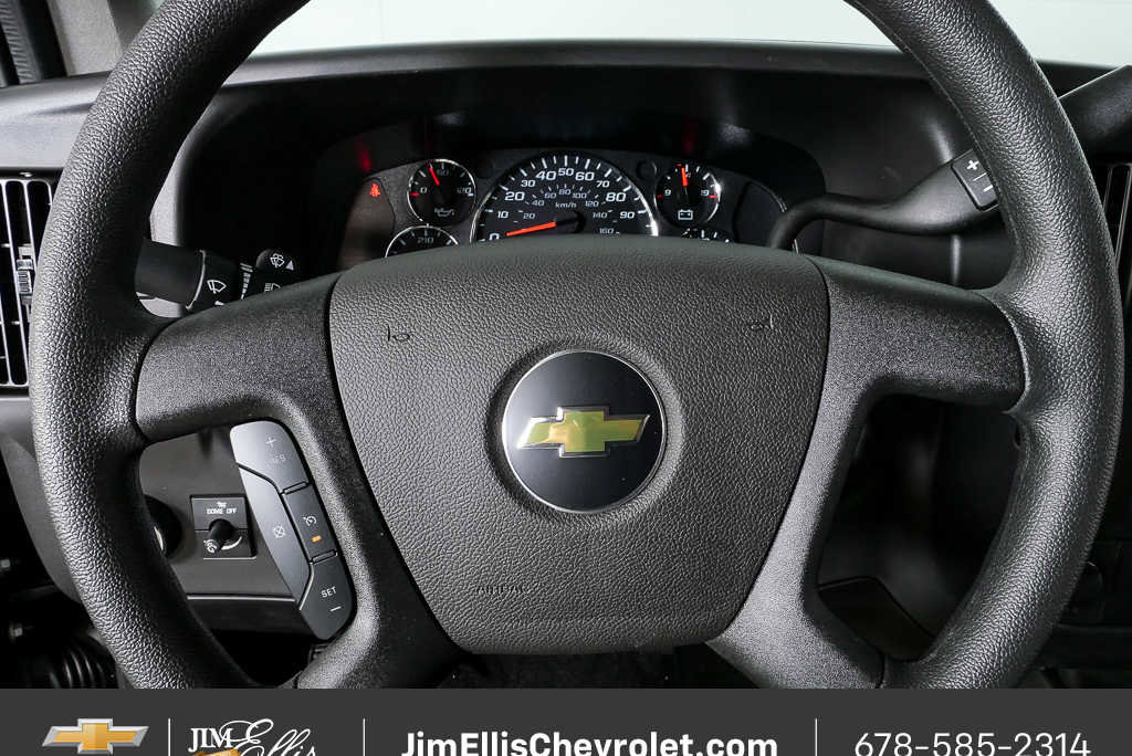 New 2025 Chevrolet Express 3500 LT w/ LT Preferred Equipment Group image 8
