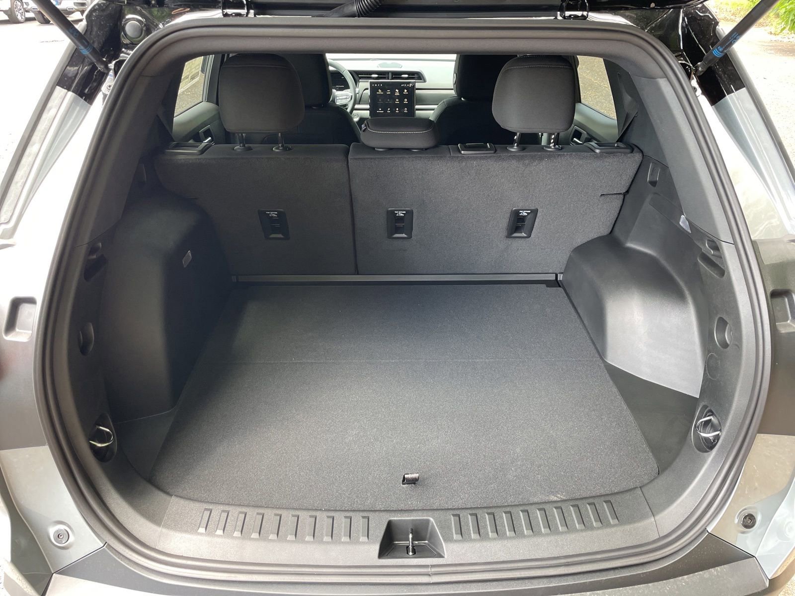 New 2026 GMC Terrain Elevation w/ Black Edition FWD image 31