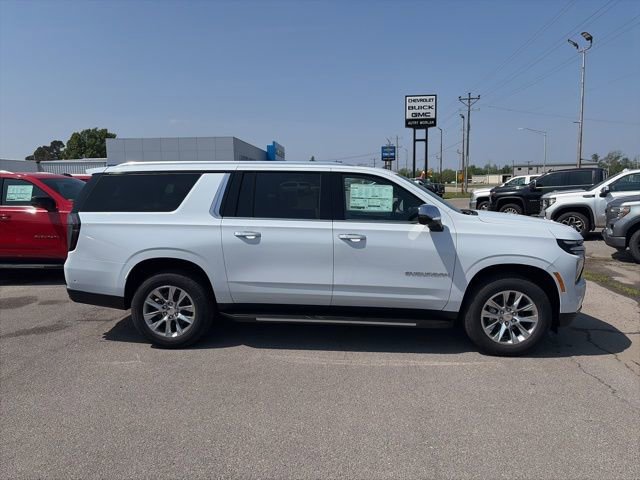 New 2026 Chevrolet Suburban Premier w/ Sun And Tow Package AWD/4WD image 7