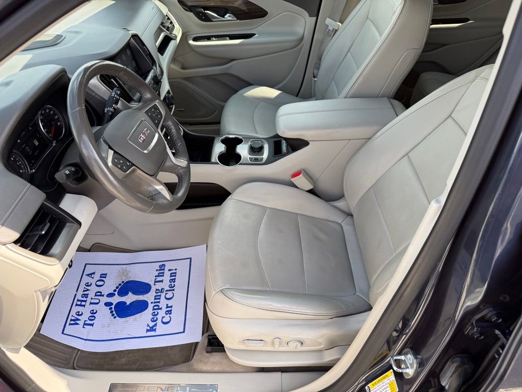 Used 2018 GMC Terrain Denali w/ Comfort Package image 12