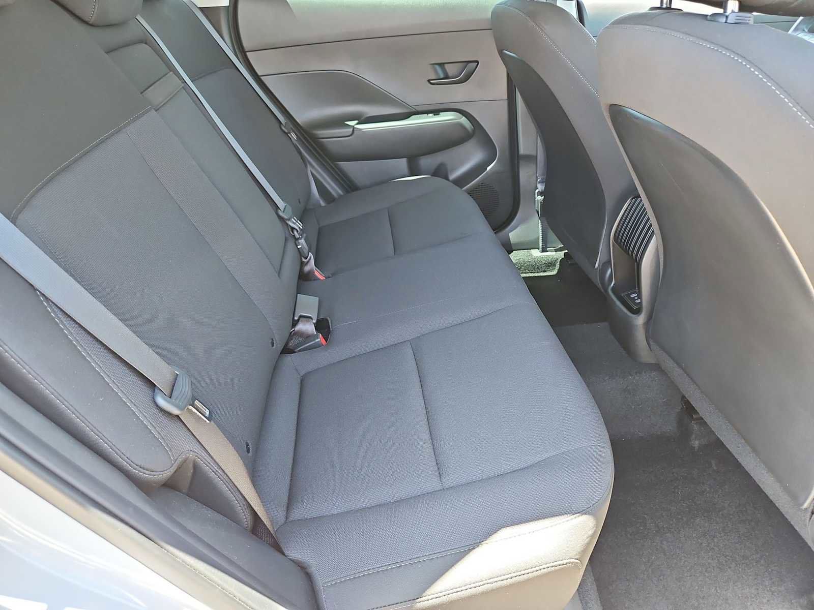 Certified 2024 Hyundai Kona SE FWD image 20