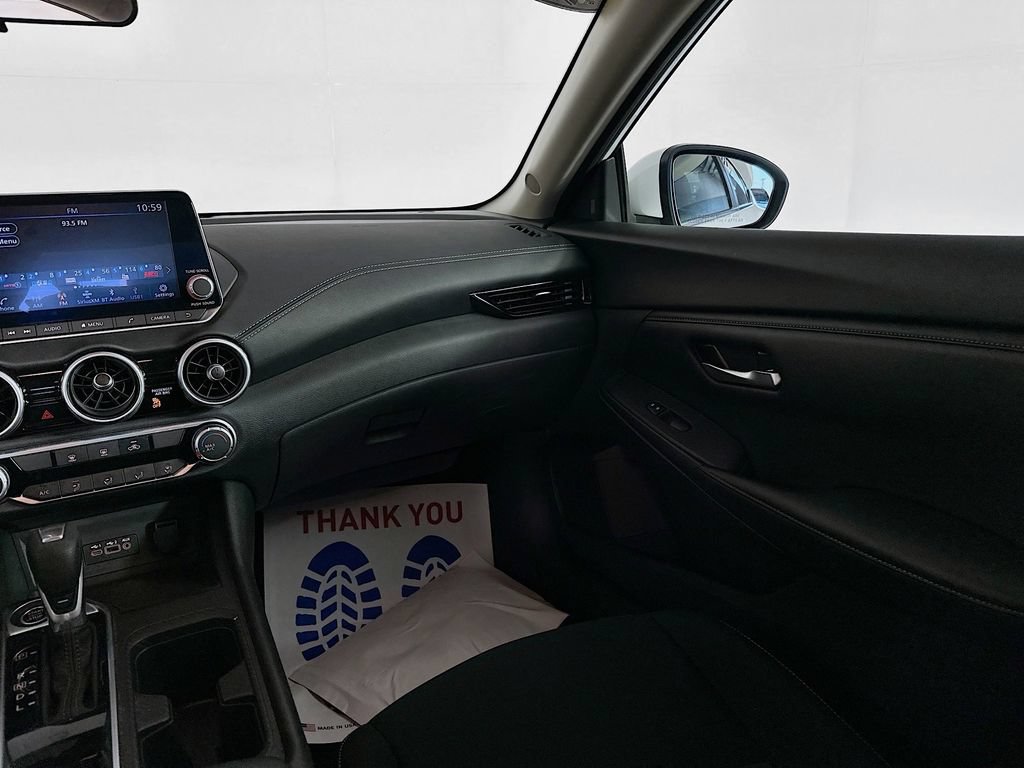 Certified 2024 Nissan Sentra SV FWD image 30