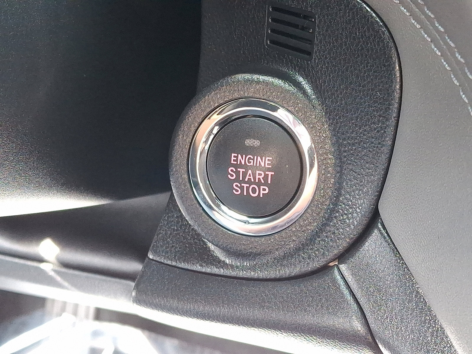 Used 2025 Subaru Outback Onyx Edition XT image 25