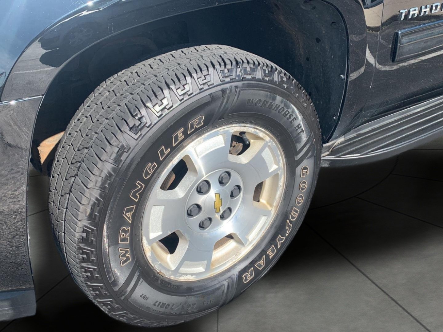 Used 2014 Chevrolet Tahoe LT w/ Luxury Package AWD/4WD image 23