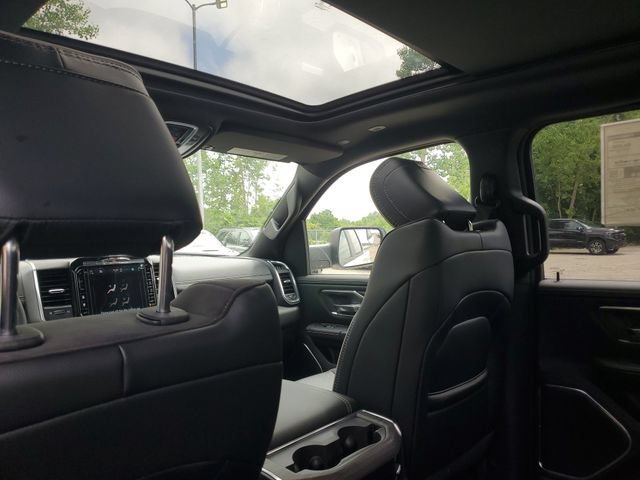 New 2026 RAM 1500 Laramie w/ Sport Appearance Package AWD/4WD image 10