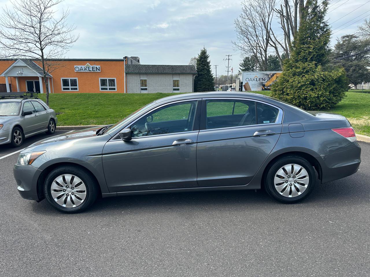 Used 2010 Honda Accord LX image 8