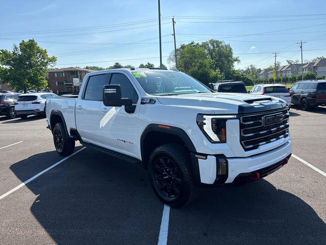 Used 2024 GMC Sierra 2500 AT4 w/ AT4 Premium Plus Package AWD/4WD image 2
