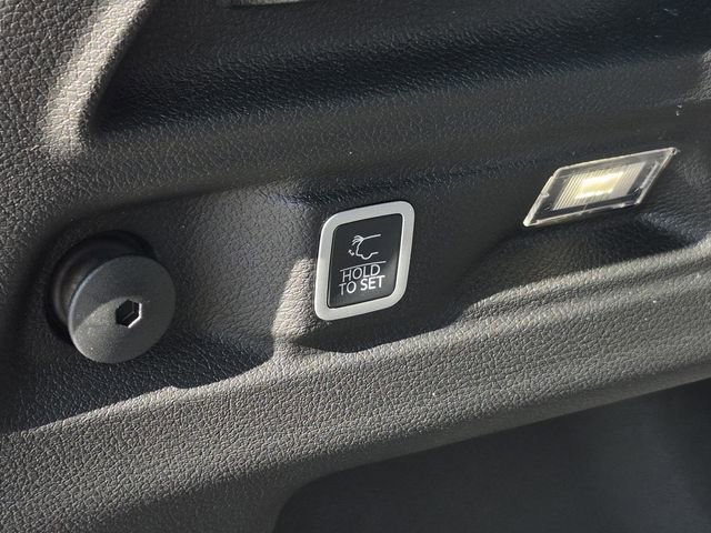 New 2025 Jeep Grand Cherokee L Limited image 14