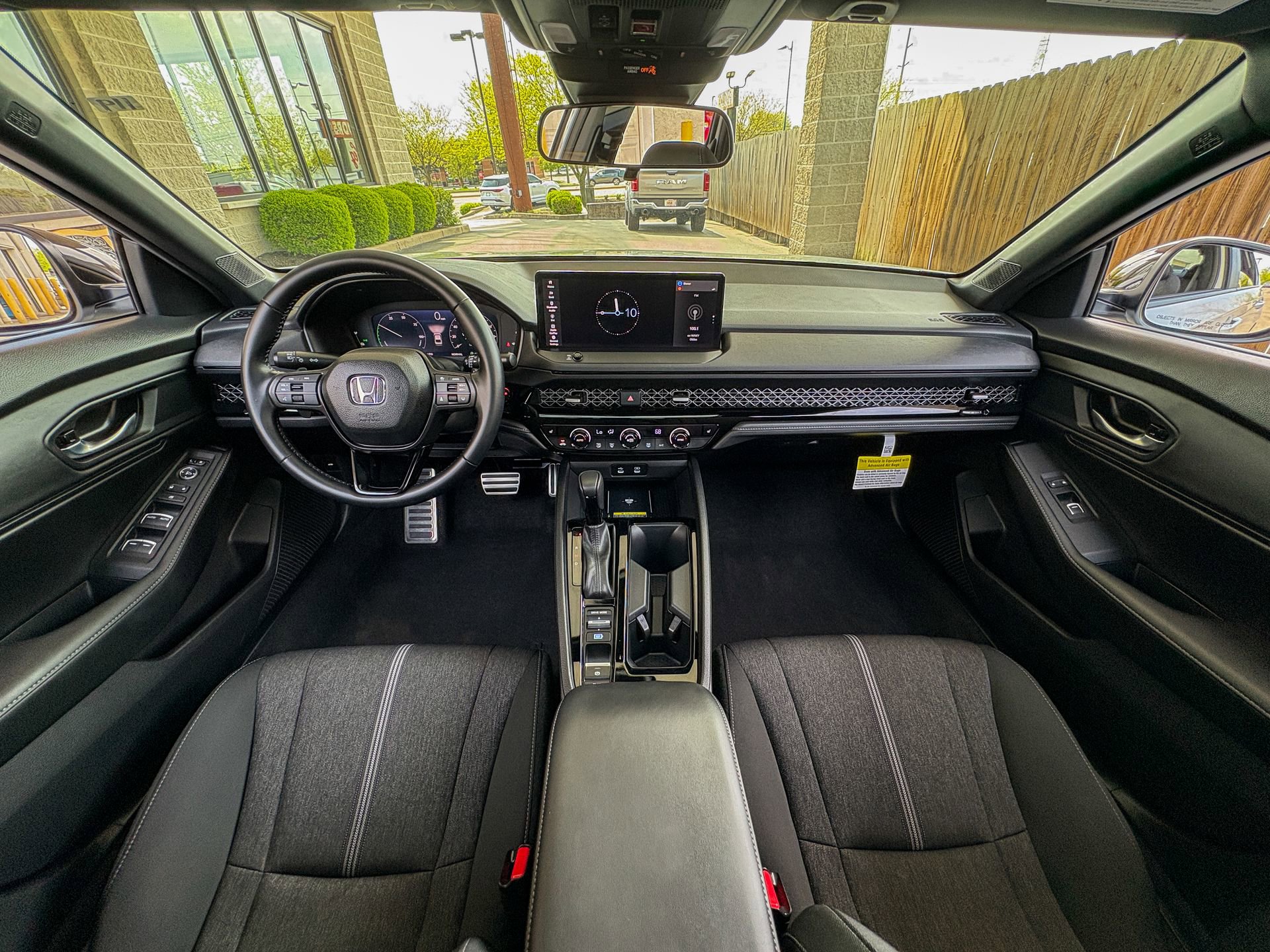 Used 2025 Honda Accord Sport image 2