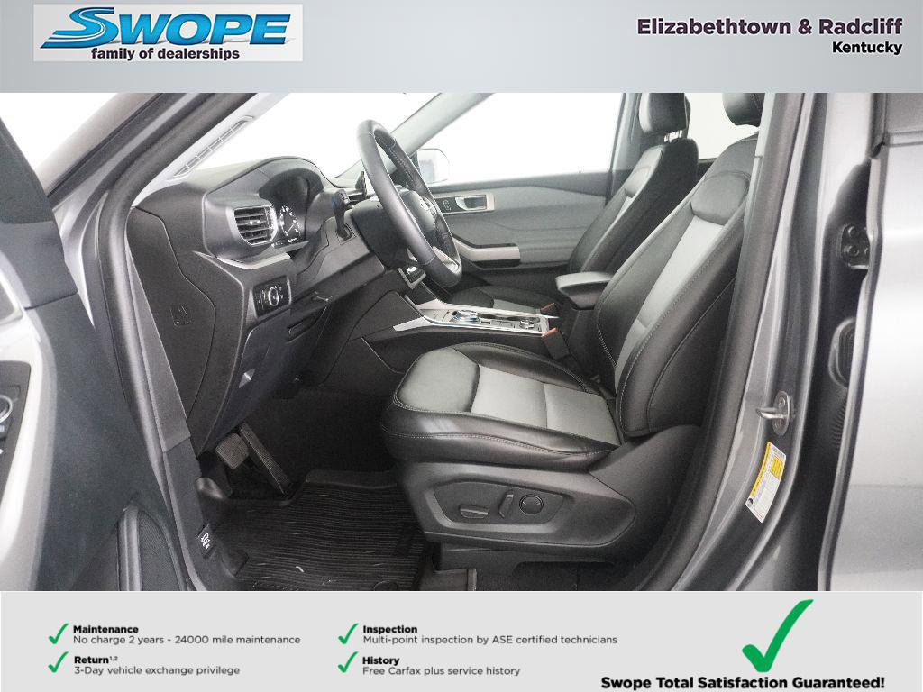 Used 2024 Ford Explorer XLT w/ Equipment Group 202A AWD/4WD image 18