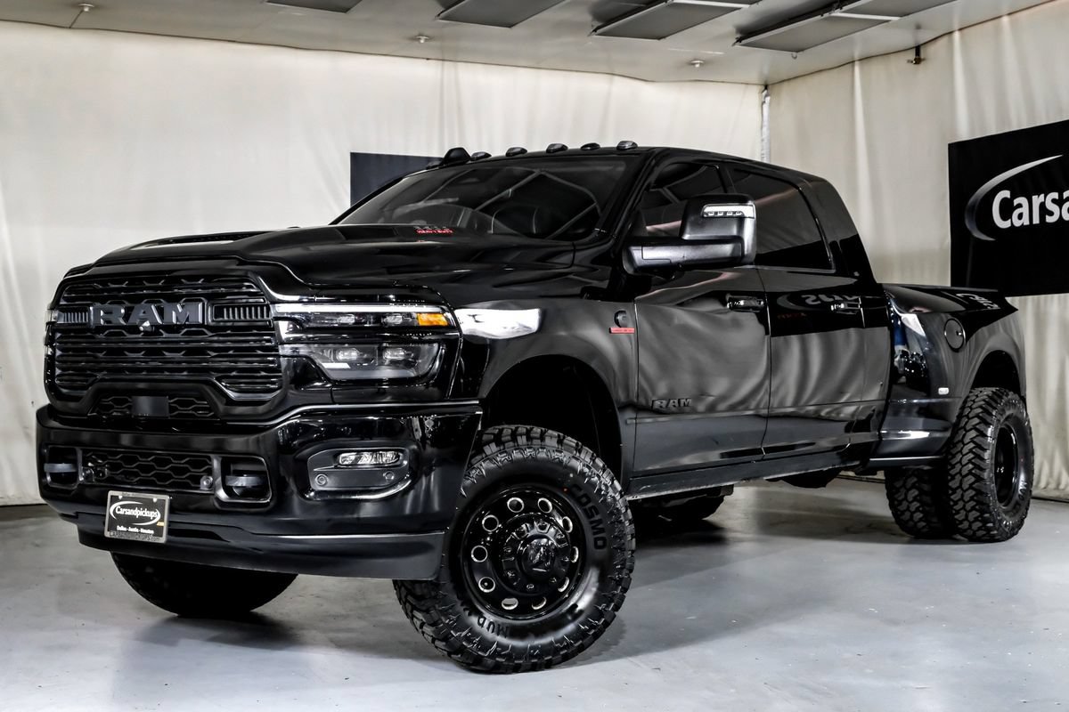 Used 2025 RAM 3500 Laramie AWD/4WD image 4