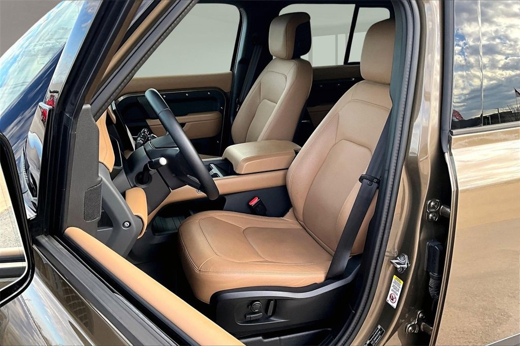 Certified 2025 Land Rover Defender 110 S image 26