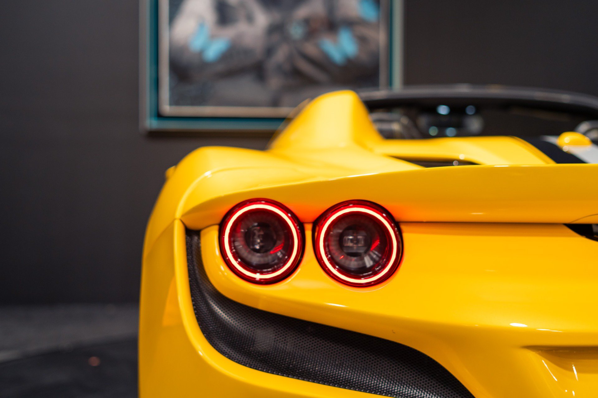 Used 2021 Ferrari F8 Tributo RWD image 36