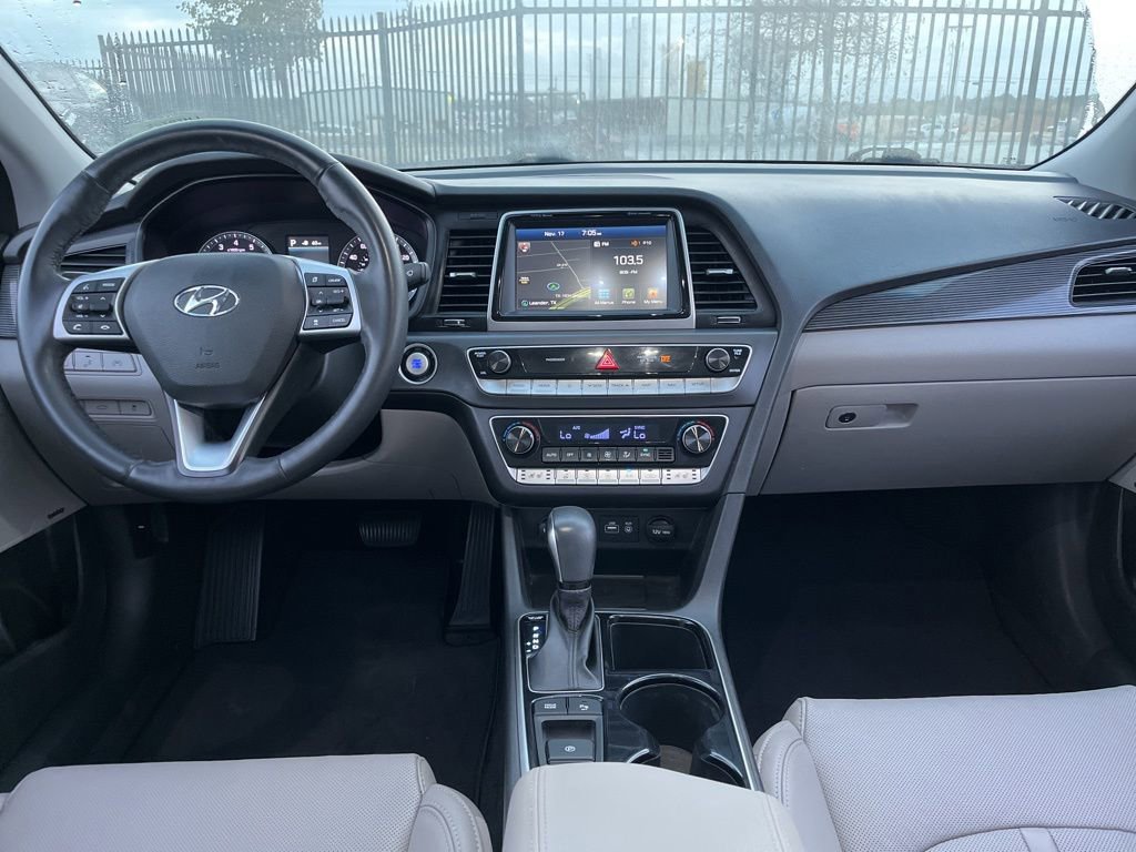 Used 2019 Hyundai Sonata Limited w/ Ultimate Package 04 image 16