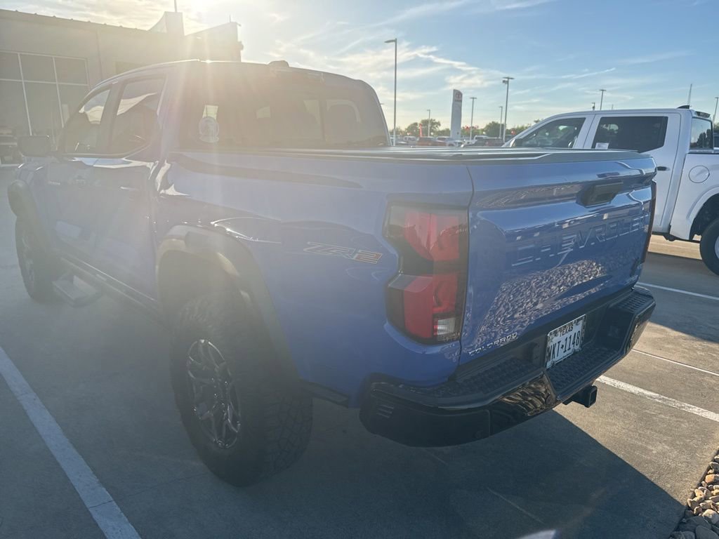 Used 2025 Chevrolet Colorado ZR2 w/ Technology Package image 4