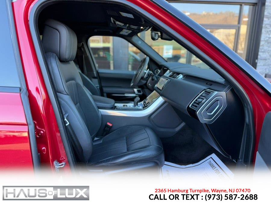 Used 2020 Land Rover Range Rover Sport HST image 17