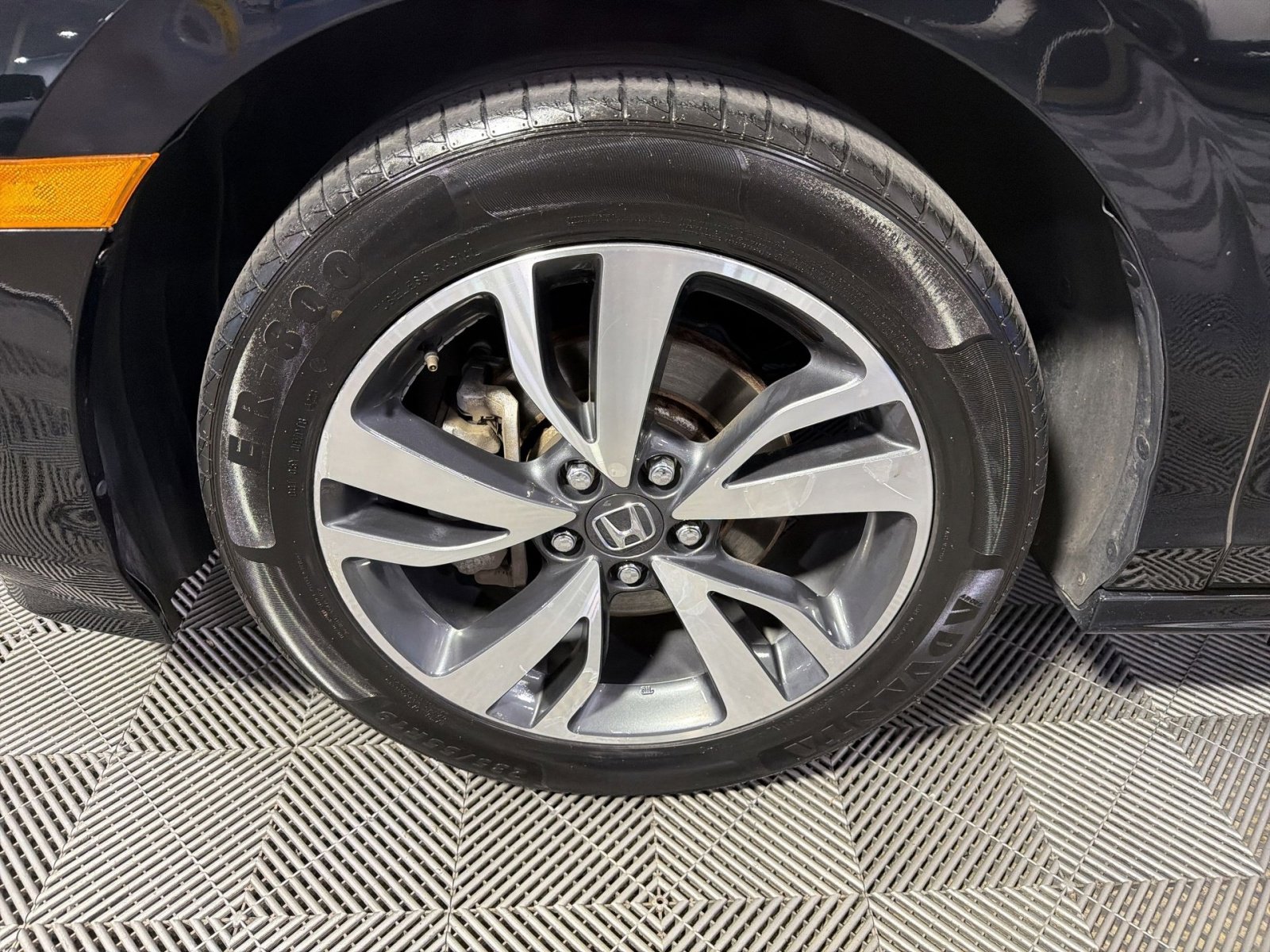 Used 2023 Honda Odyssey Touring image 17