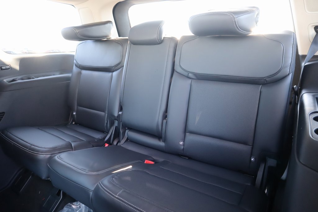 New 2025 Ford Expedition Platinum image 14