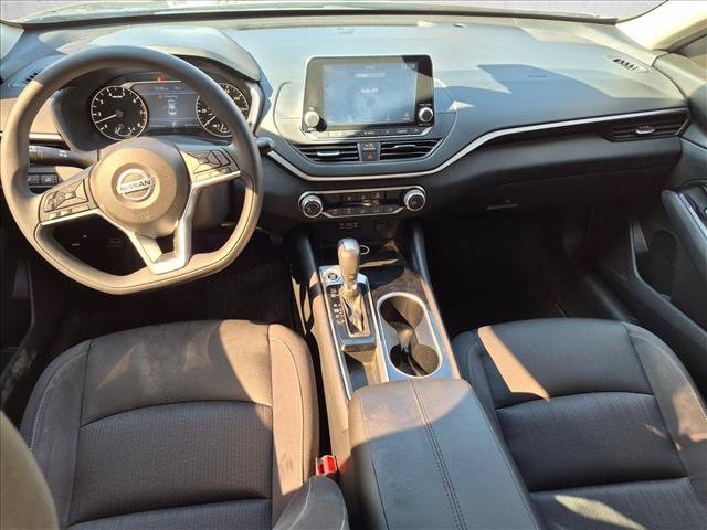 Used 2021 Nissan Altima 2.5 SV FWD image 16