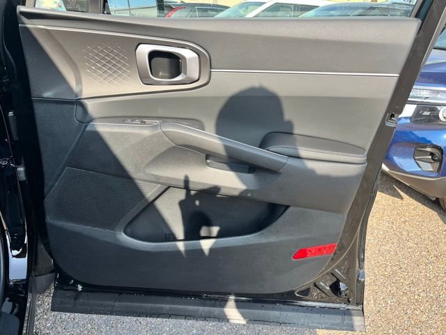 New 2026 Kia Sorento LX FWD image 24