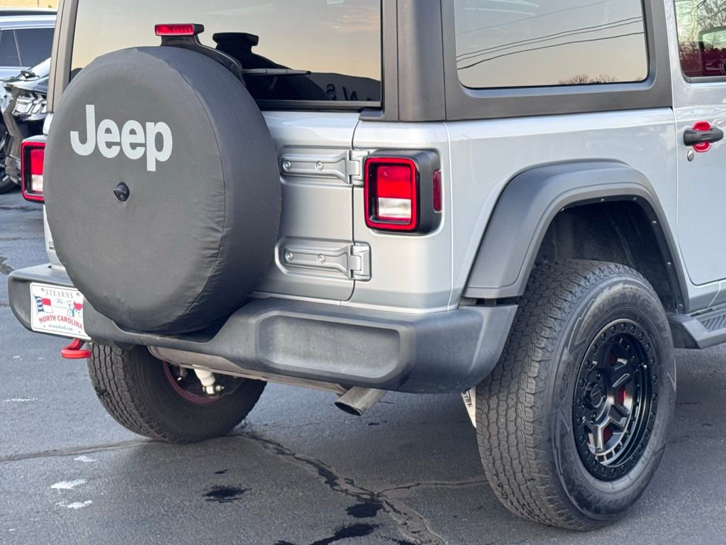 Used 2023 Jeep Wrangler Sport image 37