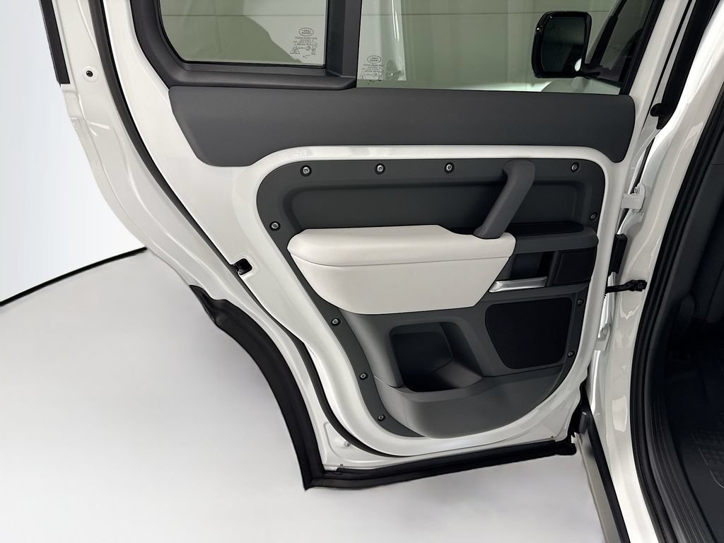 New 2026 Land Rover Defender 110 S AWD/4WD image 28