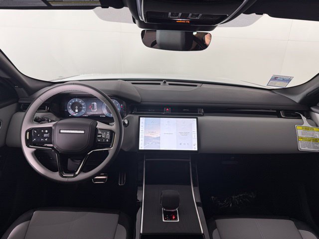 Certified 2026 Land Rover Range Rover Velar Dynamic SE AWD/4WD image 28