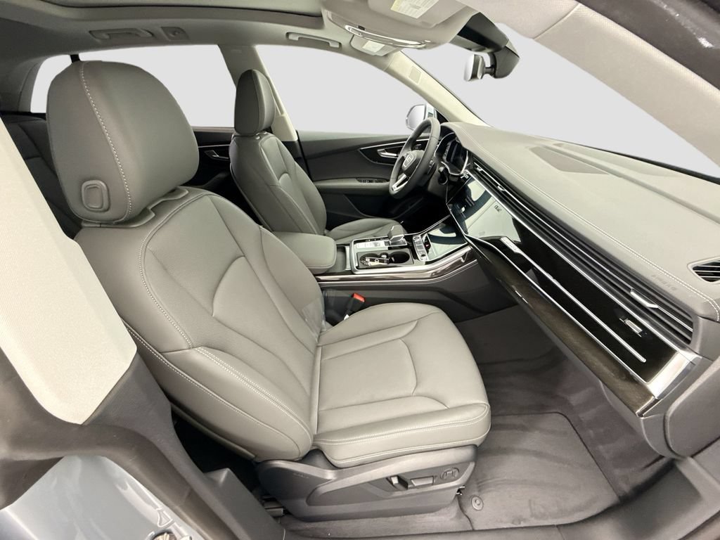 Used 2026 Audi Q8 Premium Plus w/ Premium Plus Package AWD/4WD image 19