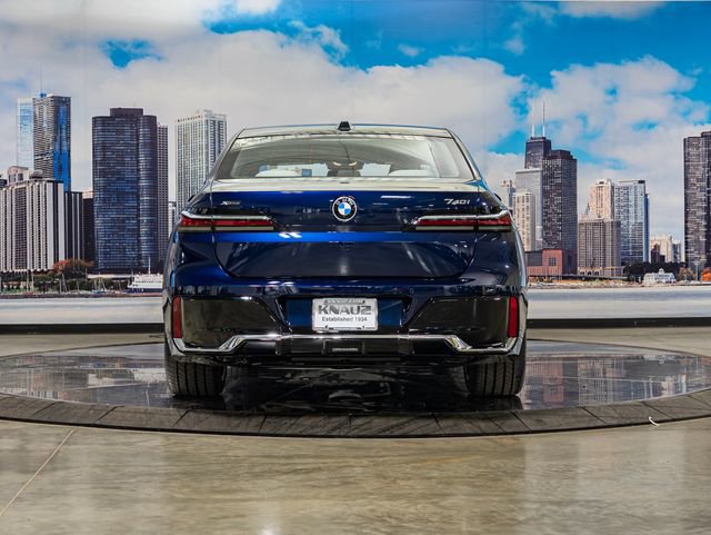 Used 2026 BMW 740i xDrive image 11