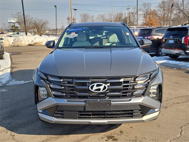 Certified 2025 Hyundai Tucson SEL image 3