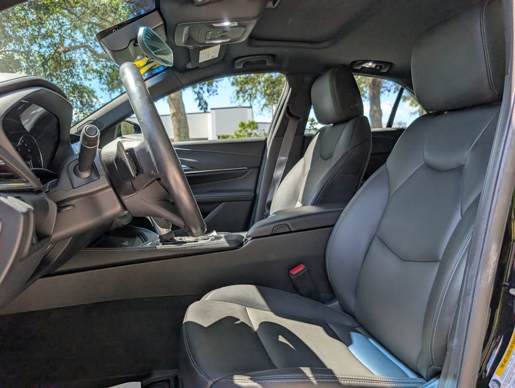 Used 2023 Cadillac CT4 Luxury w/ Sun And Sound Package RWD image 15