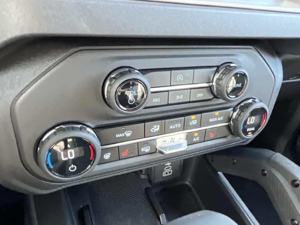 New 2026 Ford Bronco Outer Banks w/ Sasquatch Package AWD/4WD image 33