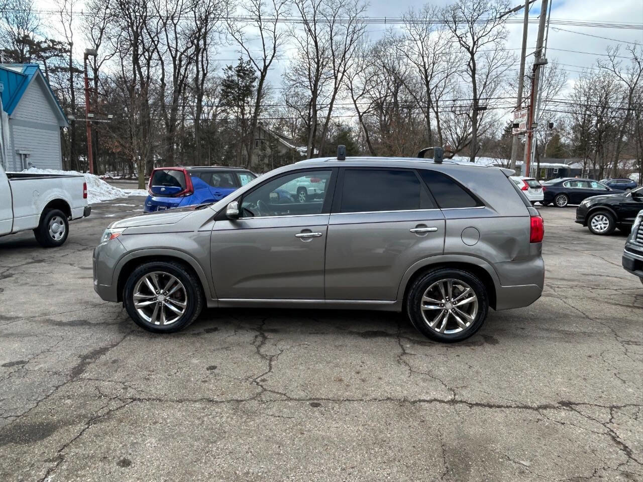 Used 2014 Kia Sorento SX image 4