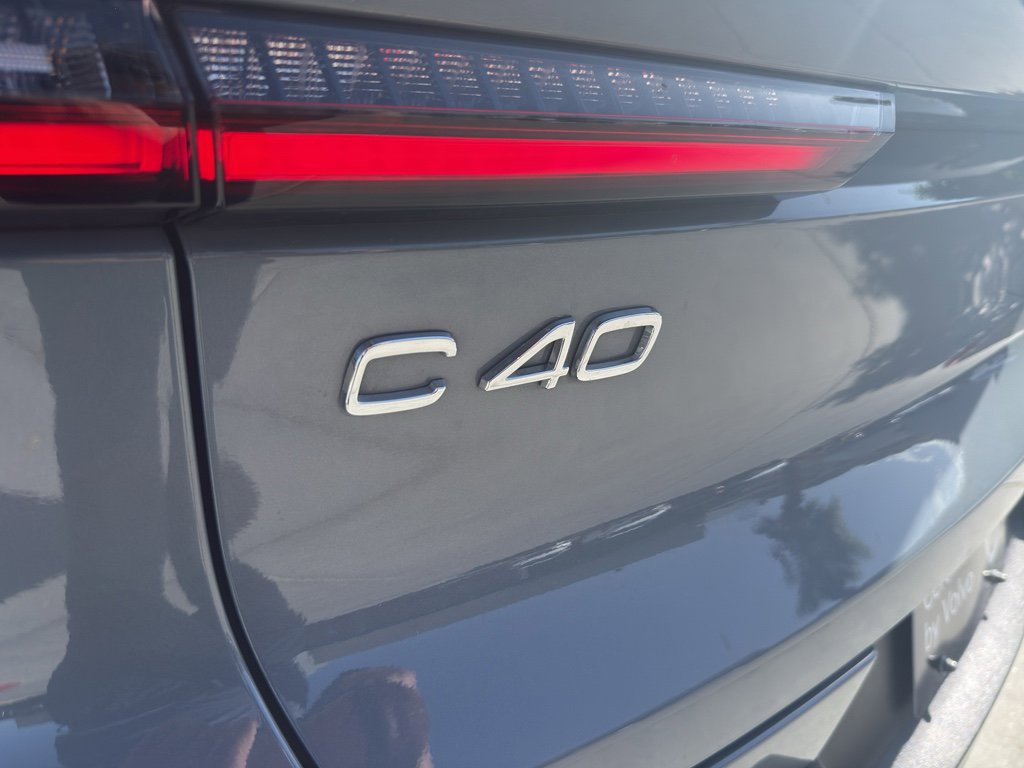 Used 2023 Volvo C40 P8 Recharge Ultimate image 10